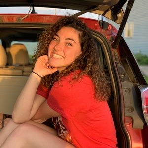 Meet your Posher, Mya